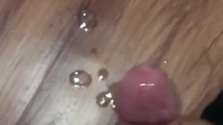 I was so fucking horny, had to blow a huge load!!