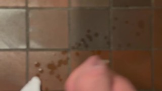 Big cock big cumshot in the kitchen