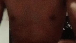 Nagpalabas sa Mall C.R si JunJun