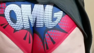 OMG!!! Look at my ass!!! (Buying and changing batteries for my buttplug)