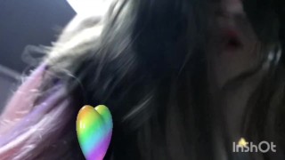 Se ofreció mi jefe a llevarme a casa, pero me lo llevé al hotel para que me rompiera el culo