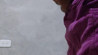 ME IMAGINO A MI CUÑADA MASTURBANDOME EL PENE