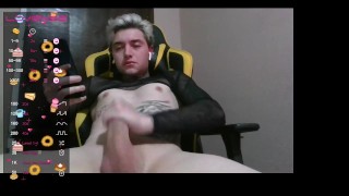 mesmo apos eu gozar continua ereto