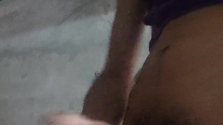 MI CUÑADA ME PONE MUY CALIENTE, ME LA.JALO PENSADO EN SU RICO CULO