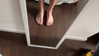 Tom a young French twink shows us his ass and feet and lets go of a huge cumshot