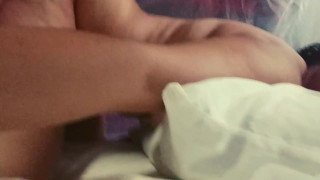 أمارس الجنس الساخن جدًا خلال النهار في منزل عائلة جايل
