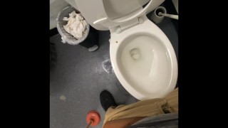 Busting a fat load in my work BR 😝