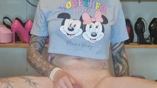 Sissy plays with clitty