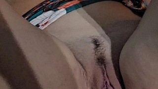 WHO WANTS TO MAKE A VIDEO CALL WITH ME I AM HORNEY