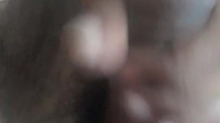 Masturbandome en casa