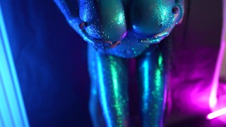 Пригласил подругу на фотосессию и оттрахал ее во все дырочки