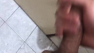 Heterosexual caliente con una hermosa pija