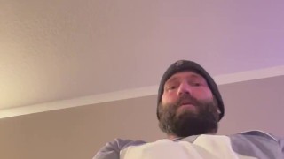 Shooting cum everywhere! 🍆💦