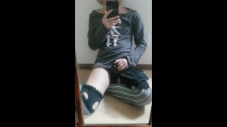 鏡の前でオナニー3　パンツコキで射精