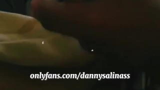 Me pidió quedarse una noche y le dije que SI a cambio de...