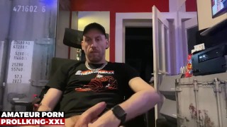 37 - BIG UNCUT COCK AIRMAX PLAYER