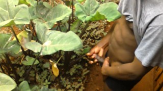 ALMOST CAUGHT IN THE BUSH😯 HAD TO WEAR MY PANTS QUICKLY