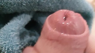 Close-up foreskin Cumming