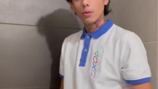 That good boy needs to cum 🤓