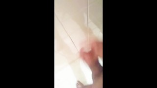 Tocándome antes de mimir.