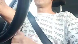 Relajandome un poco de camino a casa.