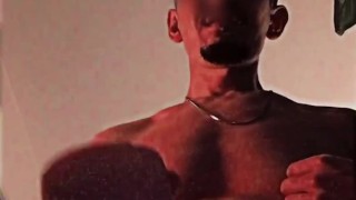 オナホオナニーで勢いよく射精