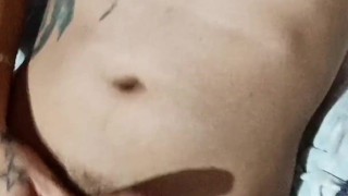 Jugando y grabando con el celular mi verga...