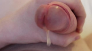 Uncut Cum