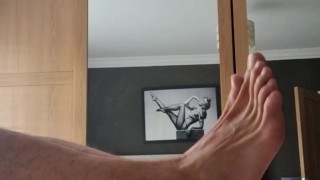 Worship my sweaty feet after the gym