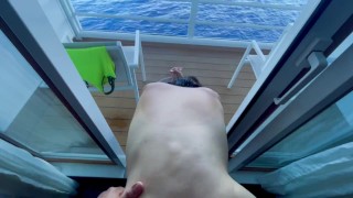 Follando a MILF en el crucero