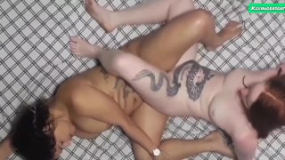 Minha Melhor Amiga Nunca Esteve Com Uma Garota Entao Eu Mostrei a Ela Como Pode Ser Divertido Fiz a