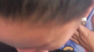 Mi vecina me hace sexo Oral