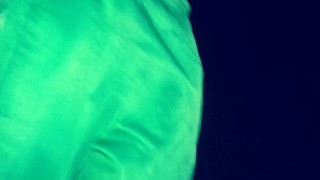 chico masturbandose hot