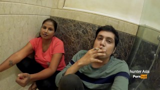 Sandhya Bhabhi Hot Romantic Sex Tape - 1