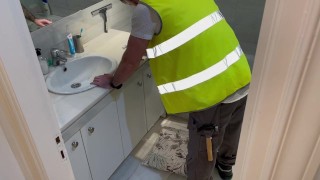 TRICKED & SHRUNK BY GIANT PLUMBER 4 WORSHIP & VORE