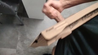 🇮🇹🍕el Tio Guarro Folla con Su Gran Polla a la Pizza y Descarga un Gran Corrida Espesa"Salsa De S