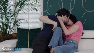 REALITY - Newly-Wed Reagan Foxx Gets Nasty With Tommy Pistol Who Is Not Her Husband