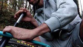 La Rueda de Mi Bicicleta🚴pincho y Termine Haciendole una Gran Mamada al Inflador!Extraño me Vio