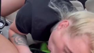 I suck my bosses dick in his car on our lunch break (OnlyFans @blondie_dread)