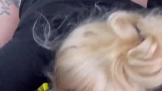 I suck my bosses dick in his car on our lunch break (OnlyFans @blondie_dread)