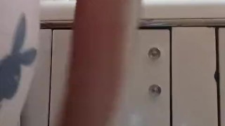 Feeding myself from my load filled hole