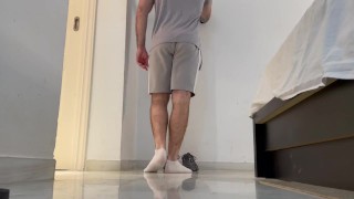 Jack and the beanstalk giant foot slave or crush?