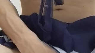 男の娘がピンクのパンツを女装したらムラムラしちゃって、射精しちゃいました・・・