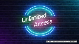 Ruivinha obediente e safada de joelhos pedindo piroca