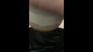 Baise sensuelle avec sa chatte dégoulinante de mouille