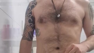 Strip e gioco col cazzo