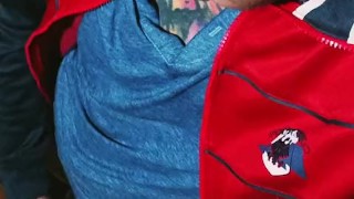 Rica y rápida jalada de verga en la recámara.