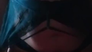 Grabo mi madrastra mientras se masrurba