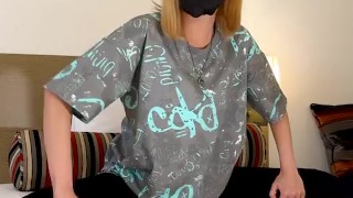 開脚ストレッチ