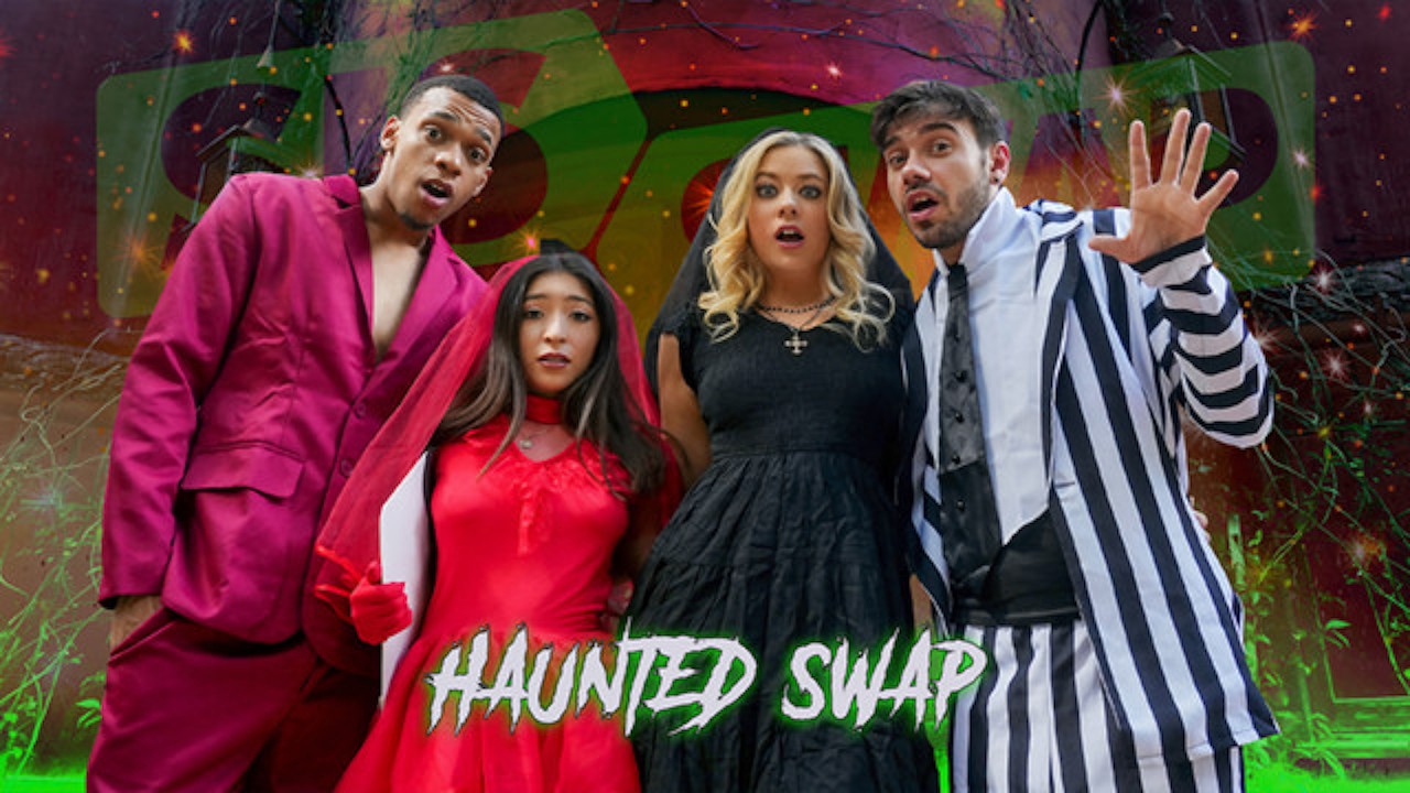 The Haunted House of Swap by SisSwap Featuring River Lynn & Amber Summer -  TeamSheet Halloween